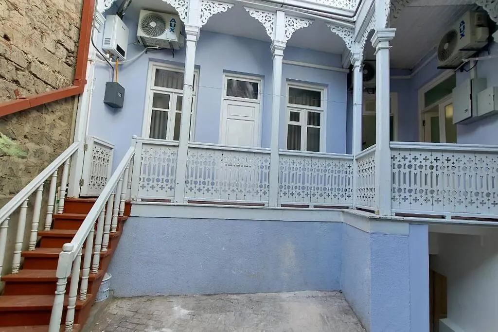 Contatos de Two Studios In Old City Saiatnova #4